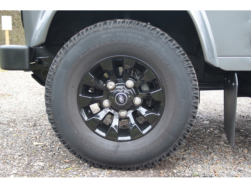 Used Land Rover Defender 2015 for sale - 77337621: Photo 17