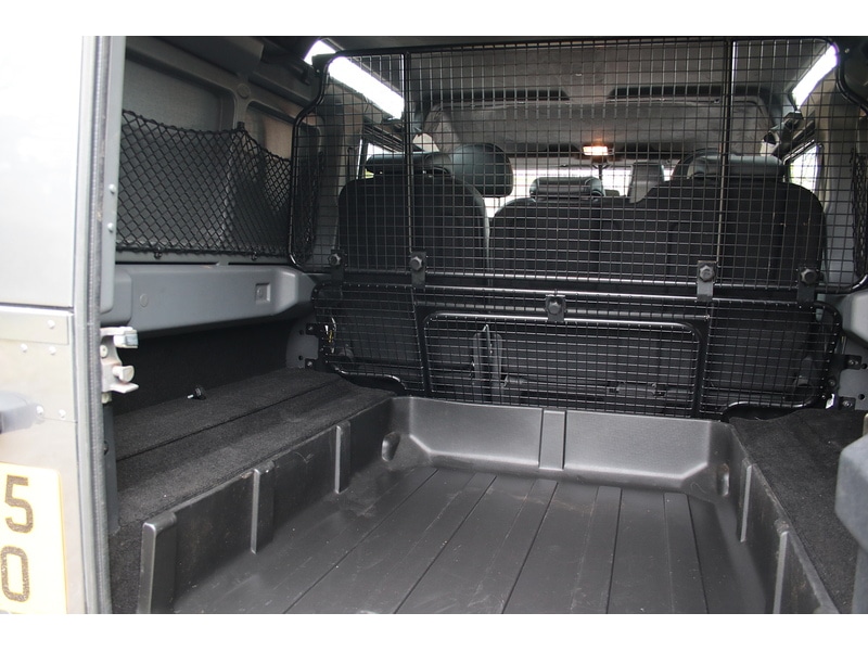 Used Land Rover Defender 2015 for sale - 77337621: Photo 33