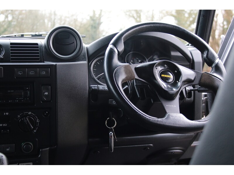 Used Land Rover Defender 2015 for sale - 77337621: Photo 43