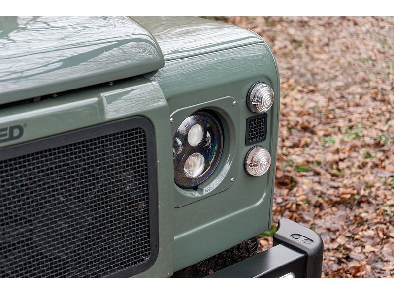 Used Land Rover Defender 90 for sale - 77663410: Photo 15