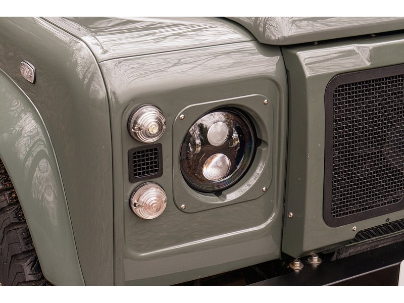 Used Land Rover Defender 90 for sale - 77663410: Photo 16