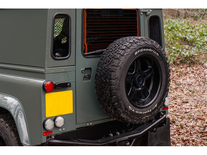 Used Land Rover Defender 90 for sale - 77663410: Photo 37