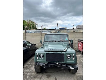 Used Land Rover Defender 90 2015 for sale - 77663410: Photo