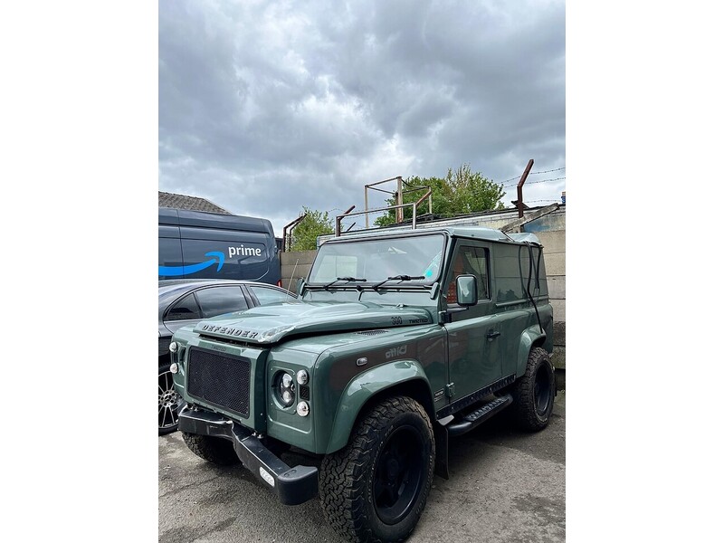 Used Land Rover Defender 90 for sale - 77663410: Photo 5