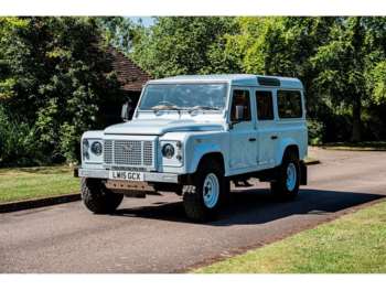 Used Land Rover Defender 110 2021 for sale - 75235200: Photo