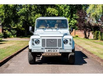 Used Land Rover Defender 110 2021 for sale - 75235200: Photo