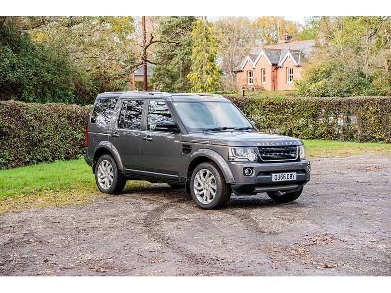 Used Land Rover Discovery 2016 for sale - 76665861: Photo 2