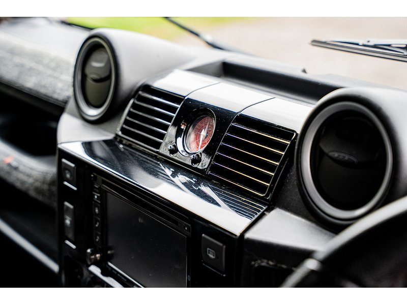 Used Land Rover Defender 2014 for sale - 77643302: Photo 37