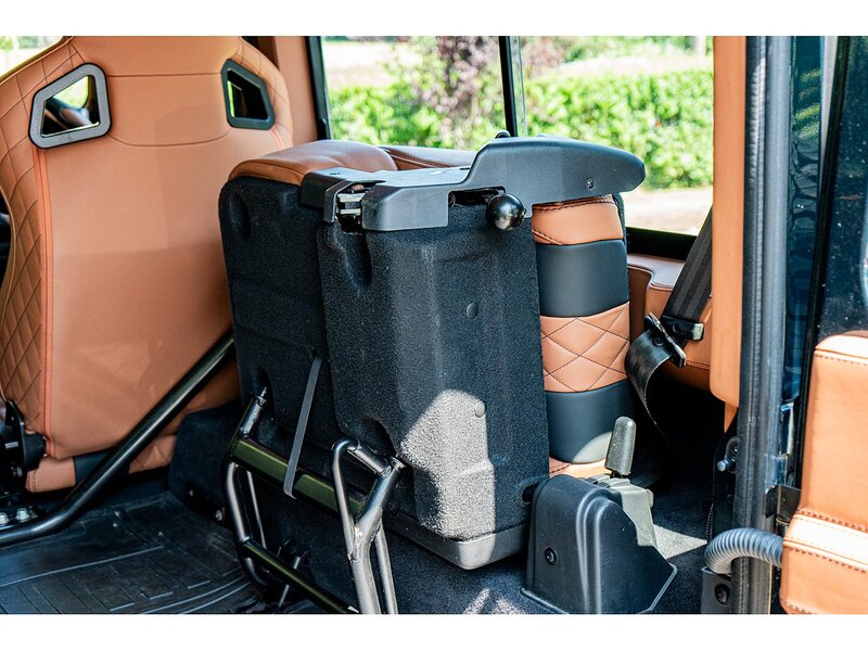 Vehicle 33