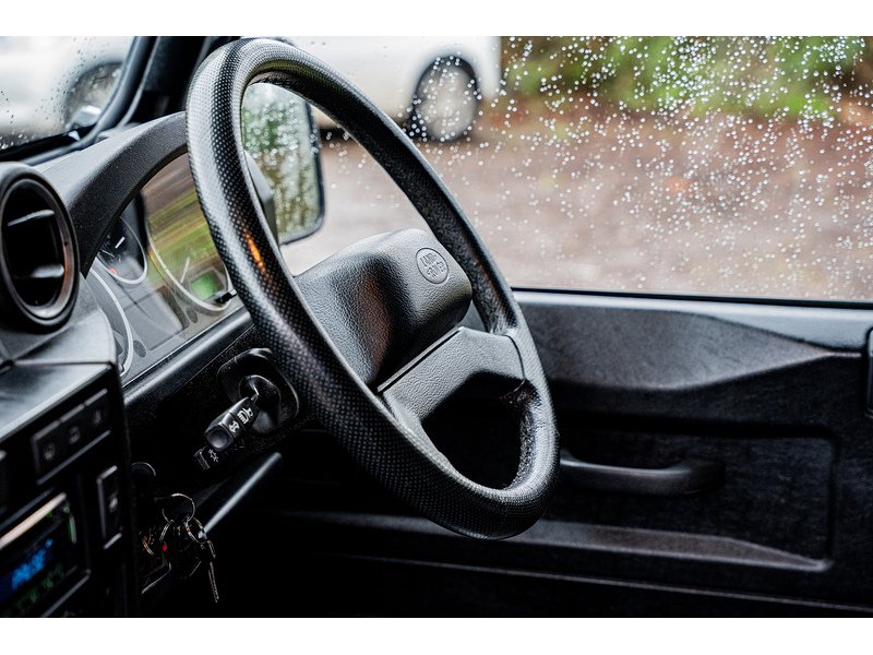 Used Land Rover Defender 2014 for sale - 77180729: Photo 25