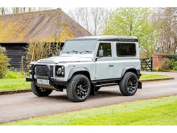 Used Land Rover Defender 2015 for sale - 79435639: Photo