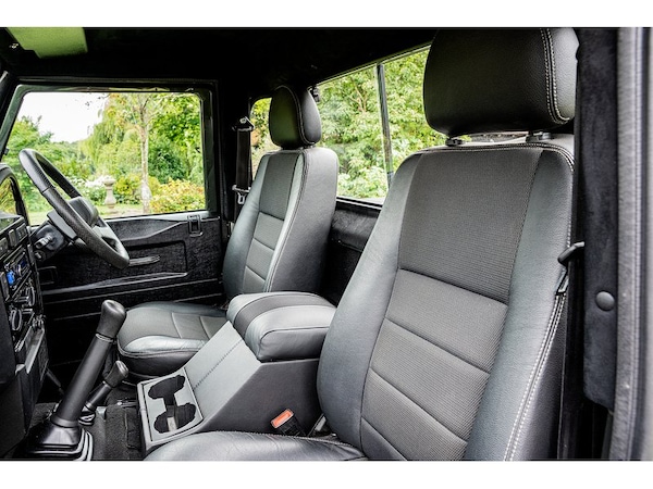 Used Land Rover Defender 110 2008 for sale - 75528535: Photo 41