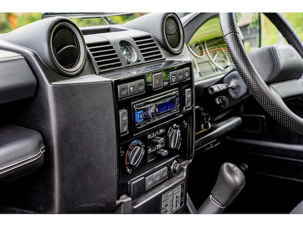 Used Land Rover Defender 110 2008 for sale - 75528535: Photo 43