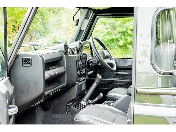 Used Land Rover Defender 110 2008 for sale - 75528535: Photo 46