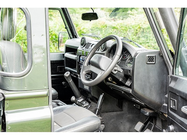 Used Land Rover Defender 110 2008 for sale - 75528535: Photo 53