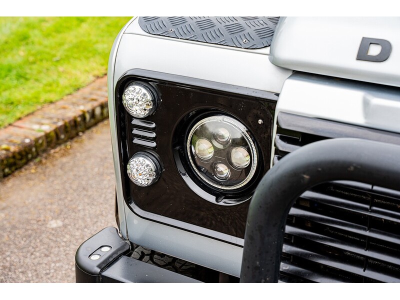 Used Land Rover Defender 2015 for sale - 78163240: Photo 11