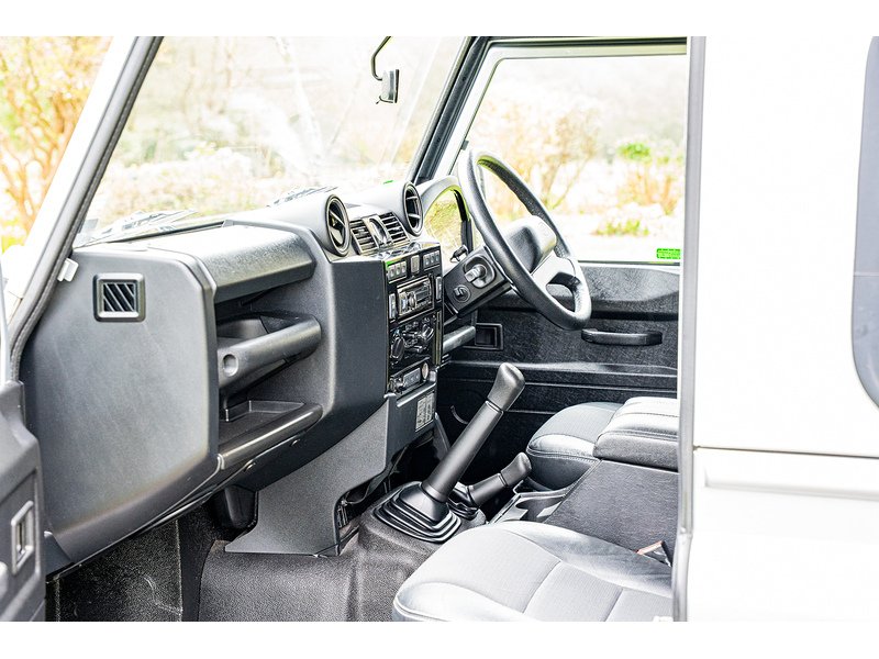 Used Land Rover Defender 2015 for sale - 78163240: Photo 30