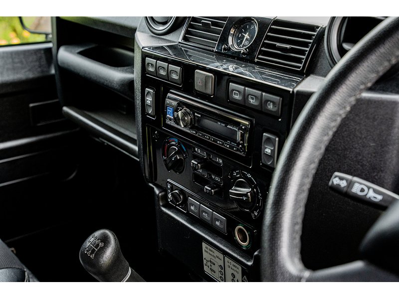 Used Land Rover Defender 2015 for sale - 78163240: Photo 34