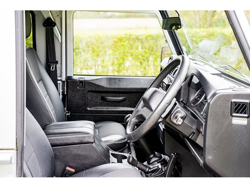 Used Land Rover Defender 2015 for sale - 78163240: Photo 37