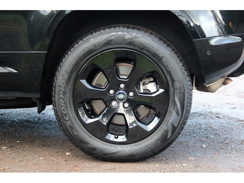 Used Land Rover Defender 110 for sale - 77365317: Photo 17