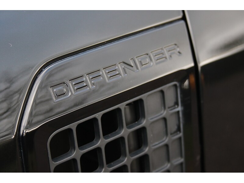 Used Land Rover Defender 110 for sale - 77365317: Photo 20