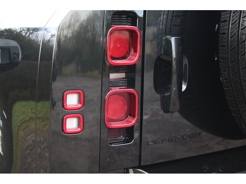 Used Land Rover Defender 110 for sale - 77365317: Photo 22