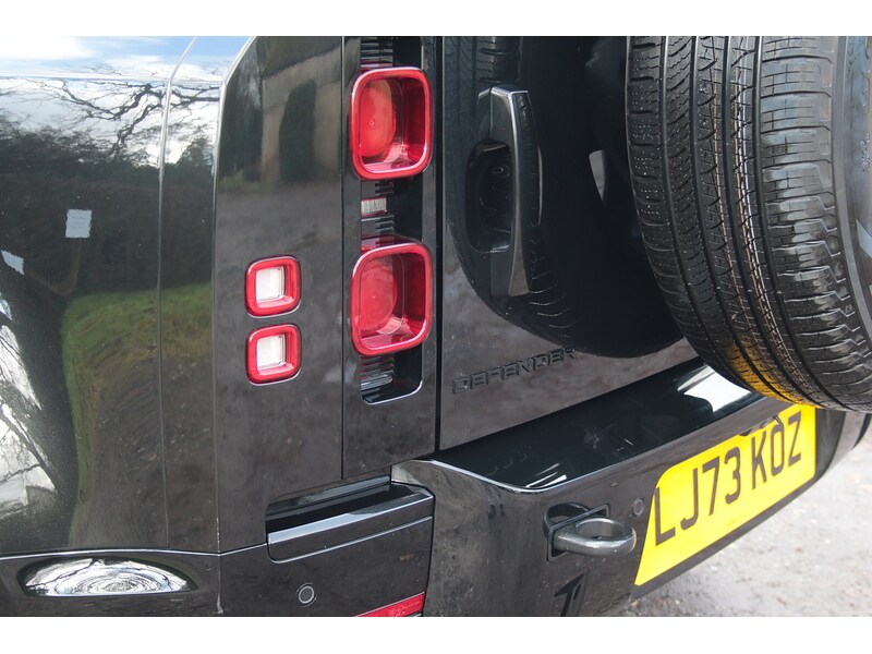 Used Land Rover Defender 110 for sale - 77365317: Photo 23