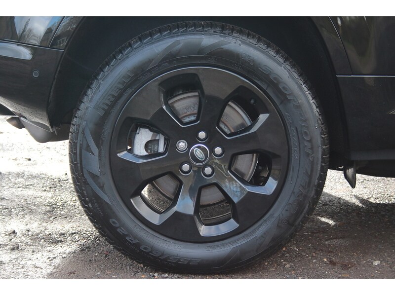 Used Land Rover Defender 110 for sale - 77365317: Photo 26