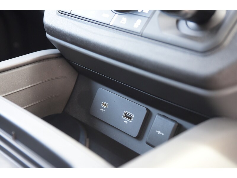 Used Land Rover Defender 110 for sale - 77365317: Photo 36