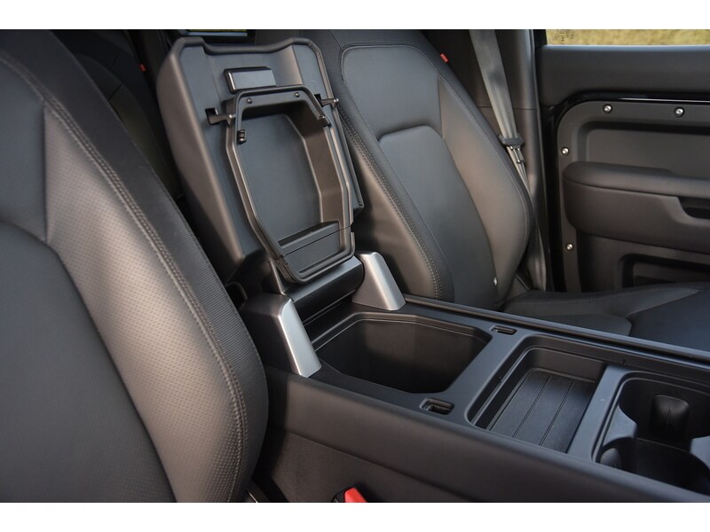 Used Land Rover Defender 110 for sale - 77365317: Photo 39