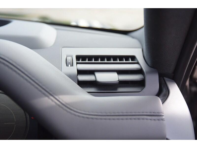 Used Land Rover Defender 110 for sale - 77365317: Photo 45