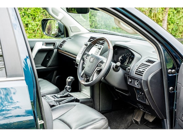 Used Toyota Landcruiser 2018 for sale - 75582308: Photo 47