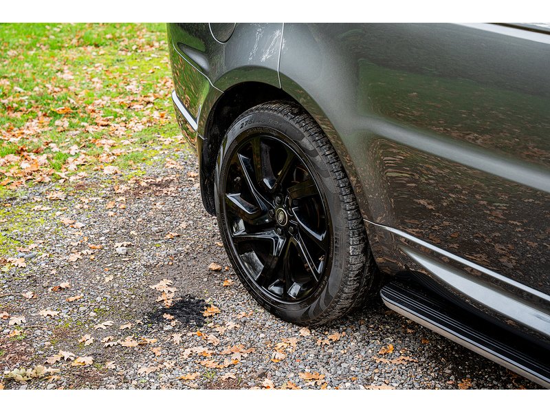 Used Land Rover Range Rover Sport 2018 for sale - 76516125: Photo 32