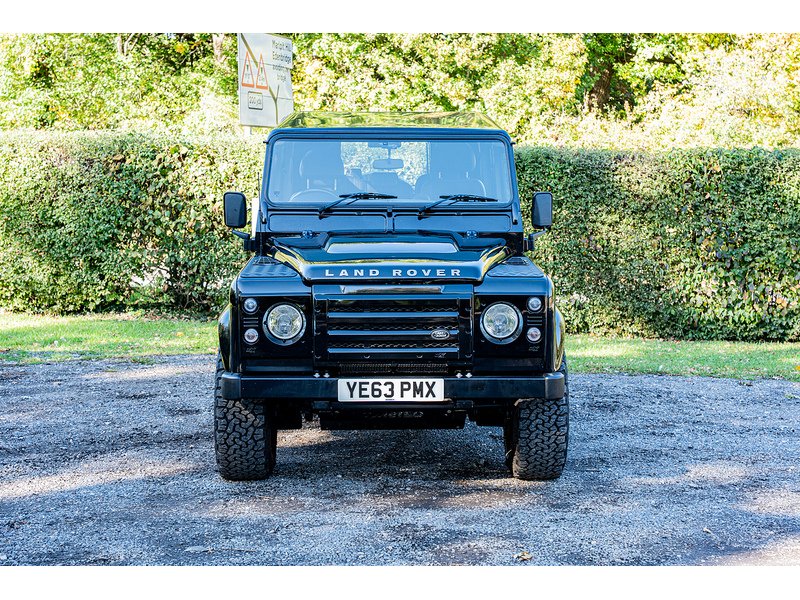 Used Land Rover Defender 110 2013 for sale - 76219745: Photo 10