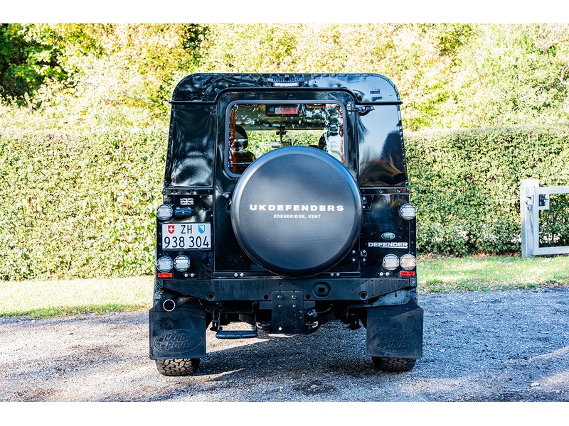 Used Land Rover Defender 110 2013 for sale - 76219745: Photo 12