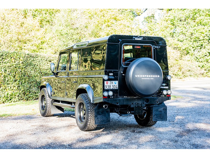 Used Land Rover Defender 110 2013 for sale - 76219745: Photo 18