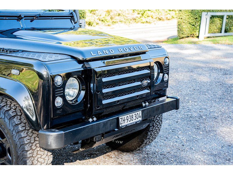 Used Land Rover Defender 110 2013 for sale - 76219745: Photo 20