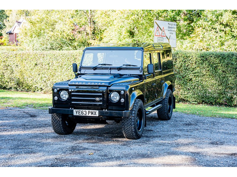 Used Land Rover Defender 110 2013 for sale - 76219745: Photo 3