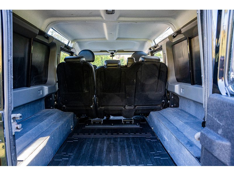 Used Land Rover Defender 110 2013 for sale - 76219745: Photo 31