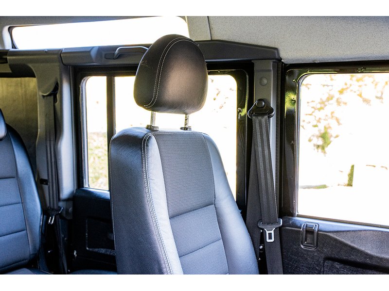 Used Land Rover Defender 110 2013 for sale - 76219745: Photo 40