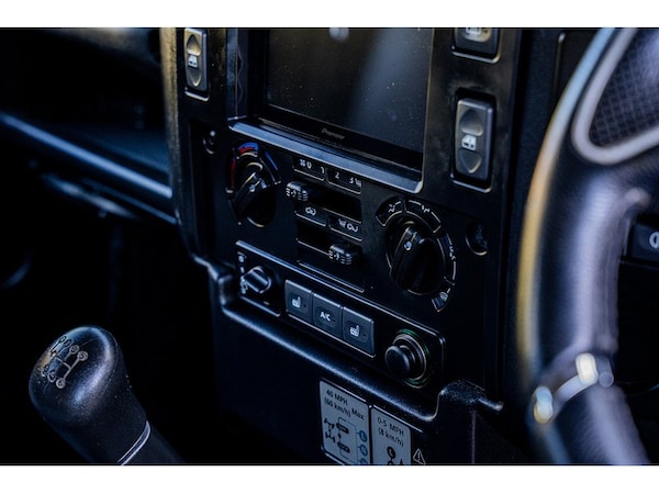 Used Land Rover Defender 2013 for sale - 76219745: Photo 43