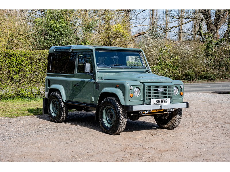 Used Land Rover Defender 2007 for sale - 78031235: Photo 2