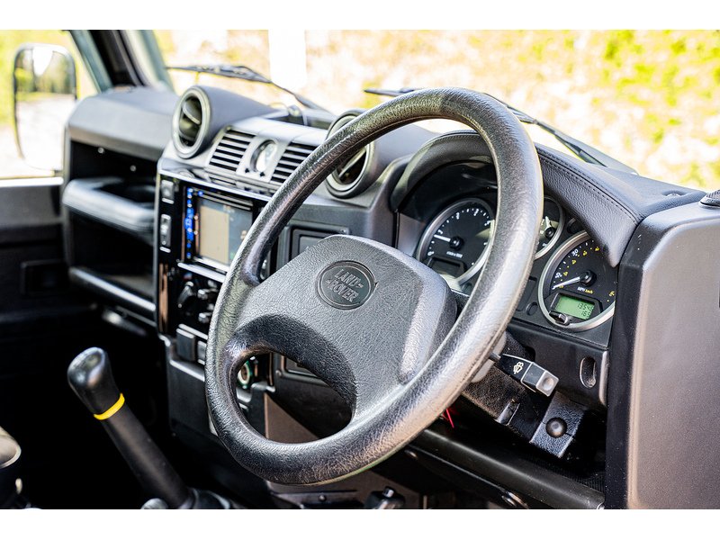 Used Land Rover Defender 2007 for sale - 78031235: Photo 27