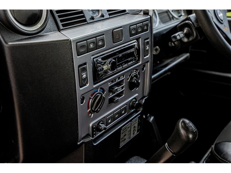 Used Land Rover Defender 2012 for sale - 78078926: Photo 17