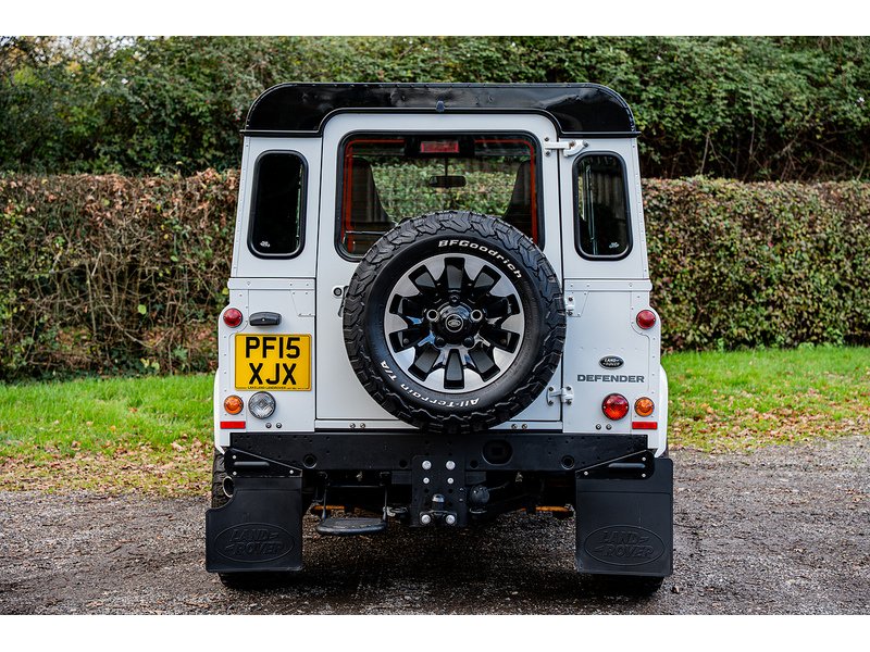 Used Land Rover Defender 2015 for sale - 76665877: Photo 16