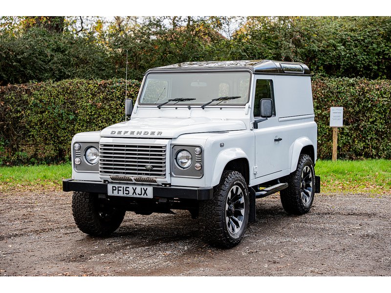 Used Land Rover Defender 2015 for sale - 76665877: Photo 4