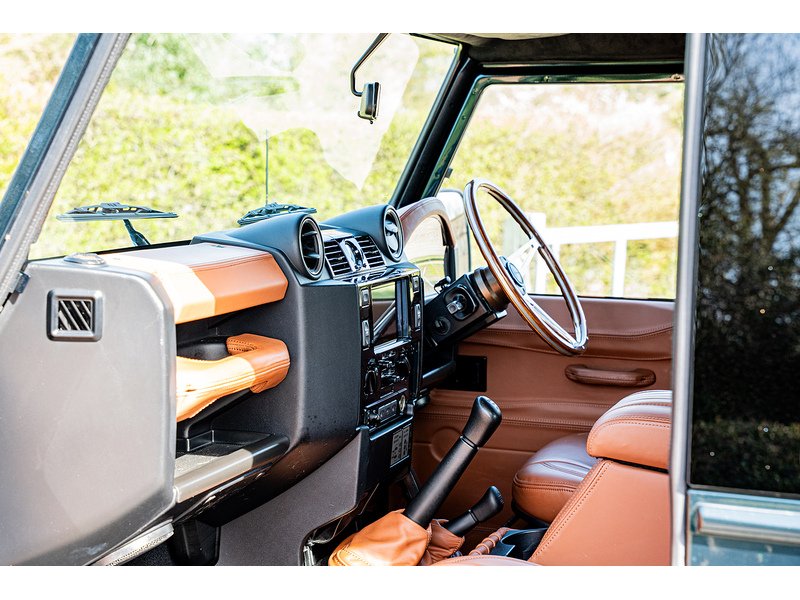 Used Land Rover Defender 2015 for sale - 77996677: Photo 15