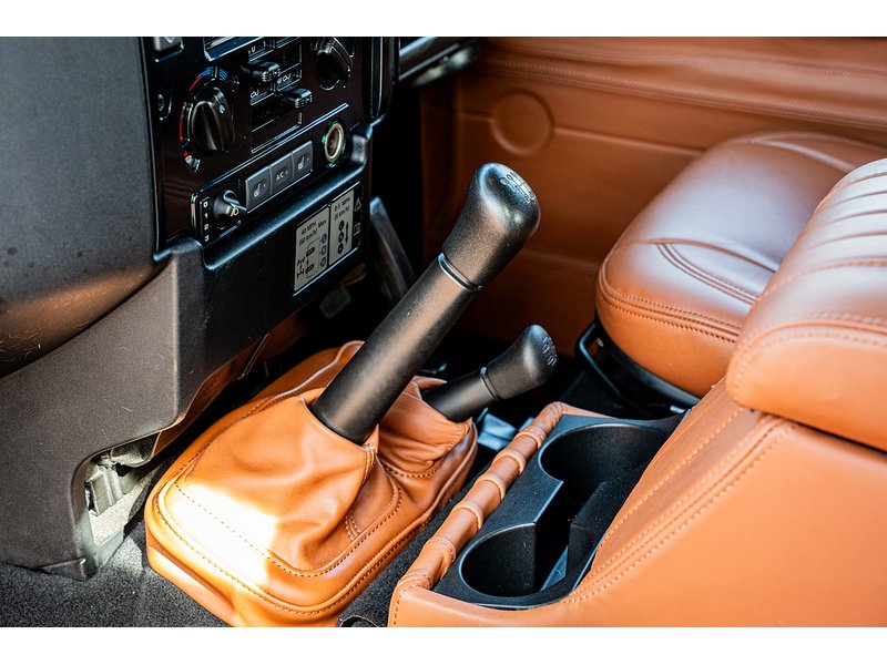 Used Land Rover Defender 2015 for sale - 77996677: Photo 18