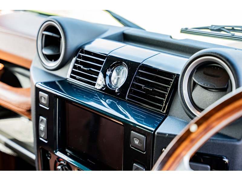 Used Land Rover Defender 2015 for sale - 77996677: Photo 24