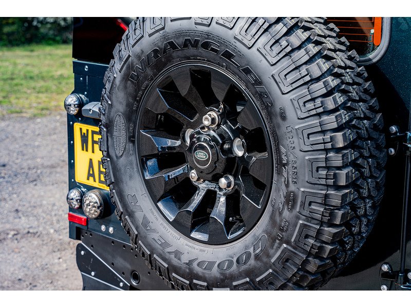 Used Land Rover Defender 2015 for sale - 77996677: Photo 31